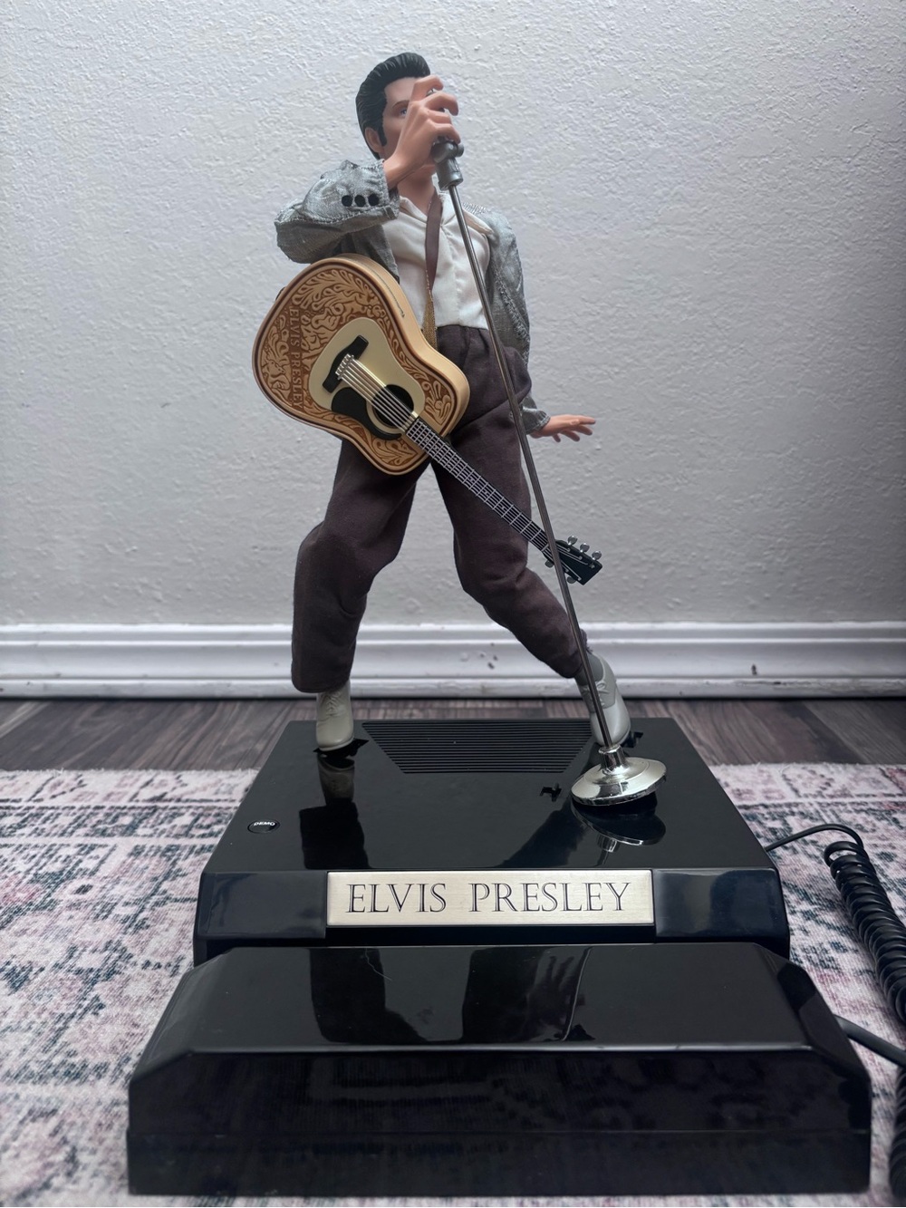Elvis Presley Dancing Telephone Collector with Guitar - Black Base